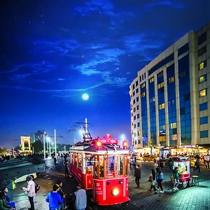 ottoman-palace-taksim-square.istanbul-turkeyhotels.com/